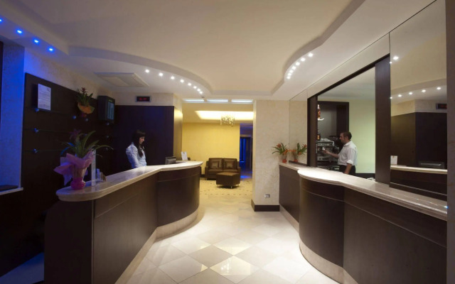 O.C. Hotel Villa Adriana