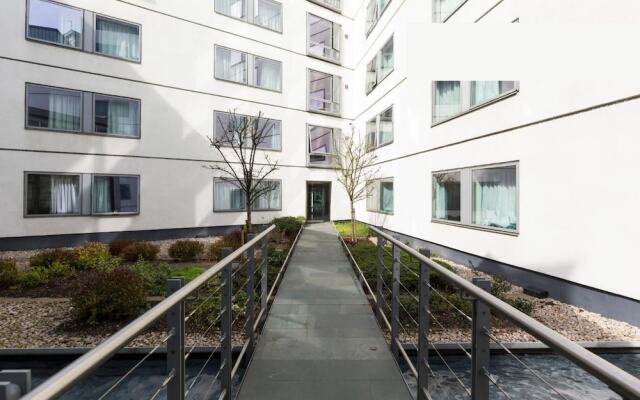 Friendship House - Hostel