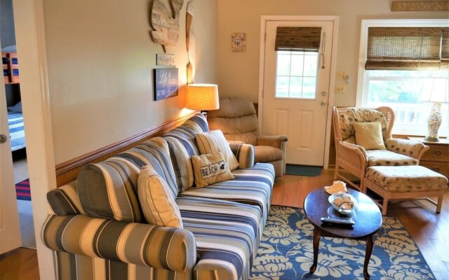 Beach Breezes - 4 Br Home