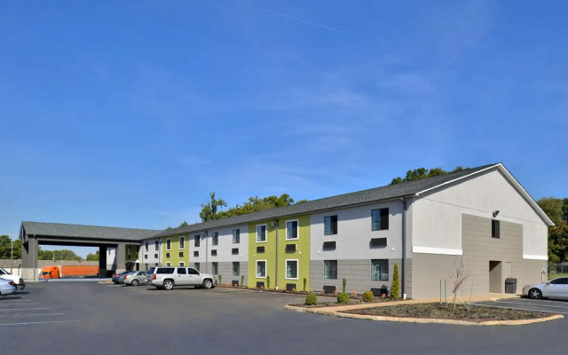 Americas Best Value Inn Memphis Airport