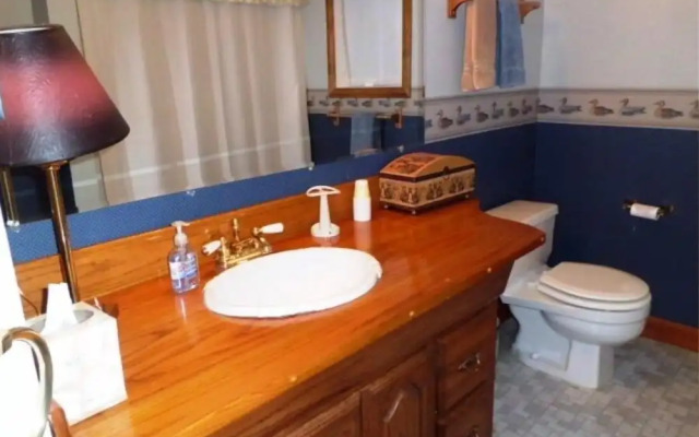 Lake Arrowhead - Dreamin' 3 Bedroom Home by RedAwning