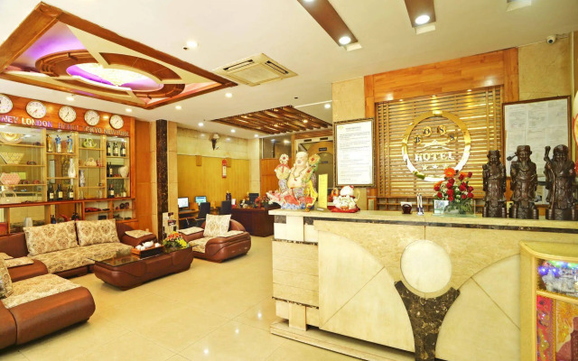 Boss Palace Hotel