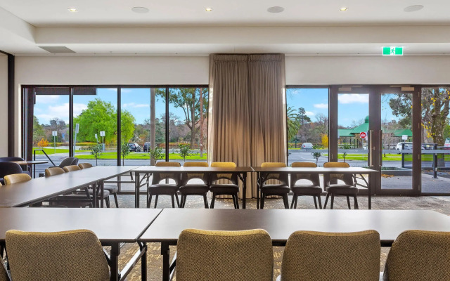 Quality Hotel Lakeside