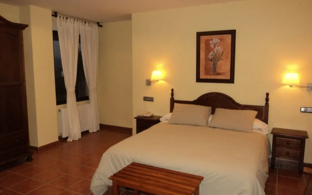 La Encina Centenaria