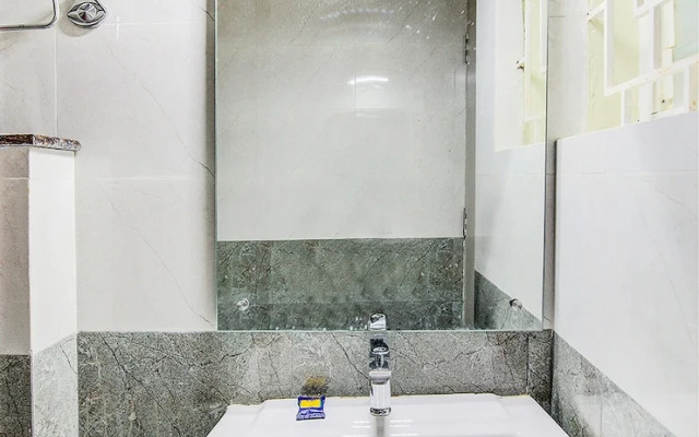 FabHotel Vipra Enclave