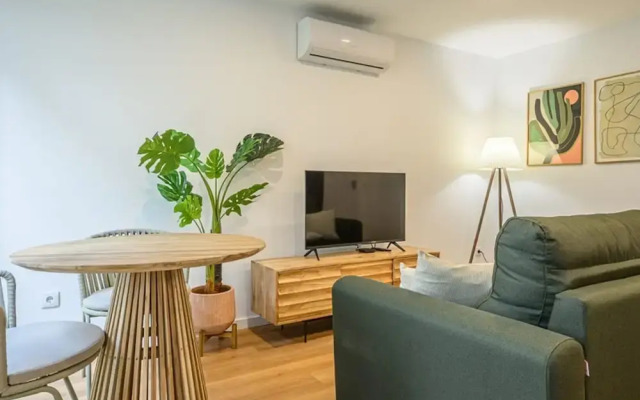 NAX Apartment B by Liiiving