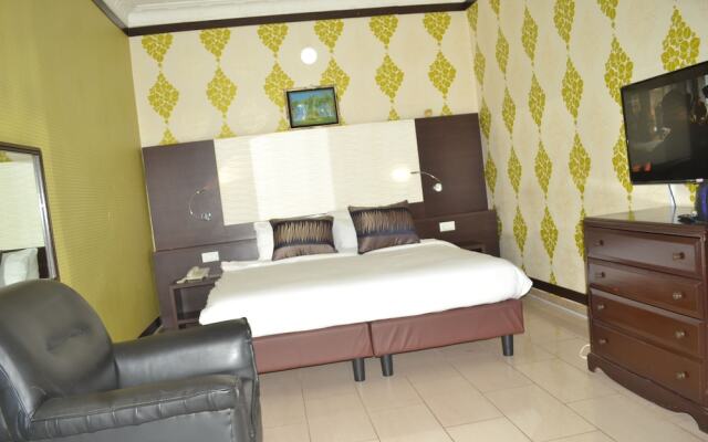 Chida Hotel International