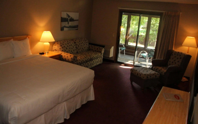 Ruttger's Bay Lake Resort