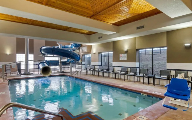 Best Western Premier Liberty Inn & Suites