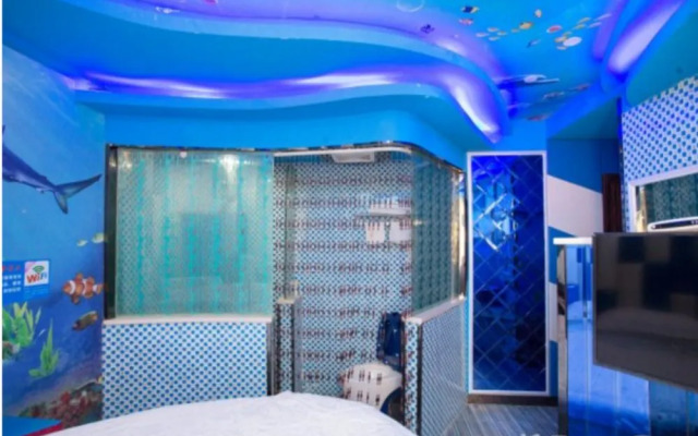 Dream of rain theme hotel