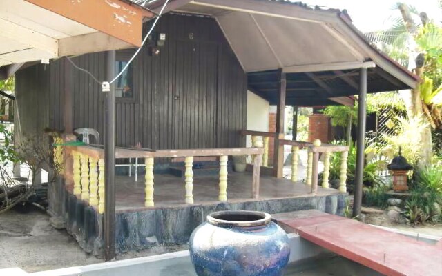 Charlie Langkawi Motel