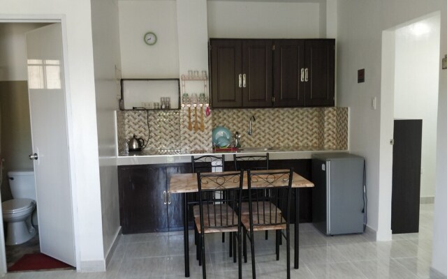 Spacious Private apartment at Laorenza Residences