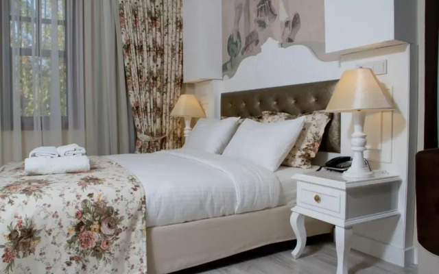 Ozkavak Hotel Kaleici