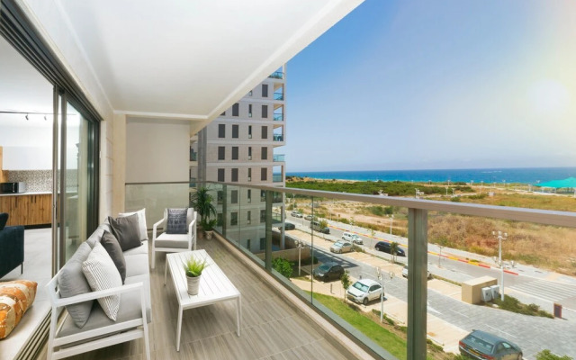 AmazingApartment W Views of Achziv Beach