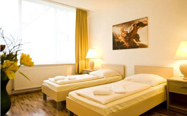 Hotel Harmony