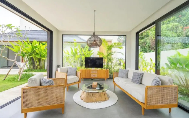 Villa Gantari by GORO