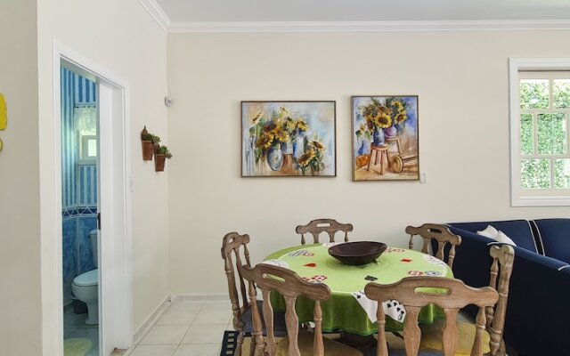 Casa Amarela - Riviera