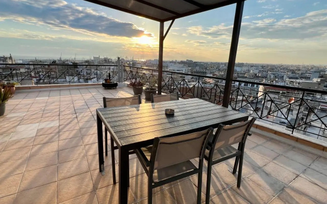 180° Rooftop View