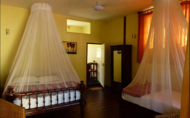Alamanda Inn, Boutique Hotel and French Restaurant