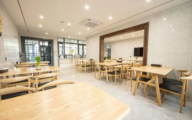 7Days Inn (Ganzhou Dingnan Railway Station)