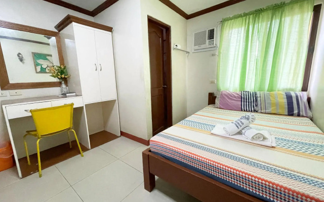 Sea Jewel Beach Resort Puerto Galera