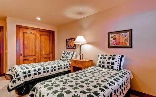 River Run Collection by Alpine Lodging