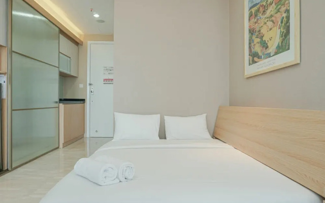 Fabulous Menteng Park Studio Apartment