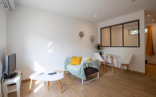 Villa de 200 m2 avec piscine proche du centre-ville