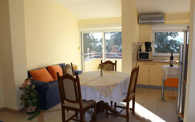 Diklo Beach Apartments