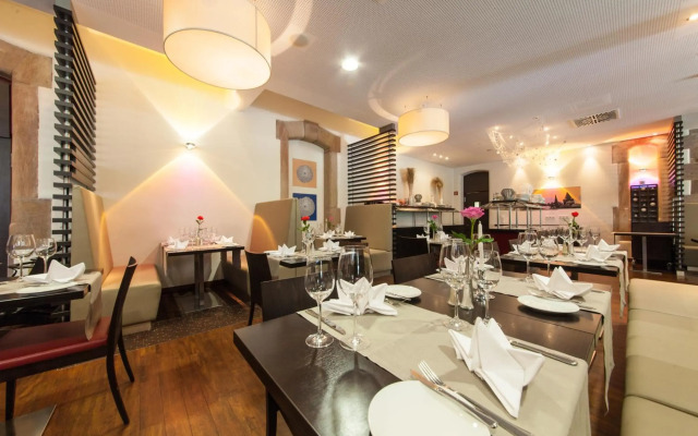 NOVINA HOTEL Tillypark