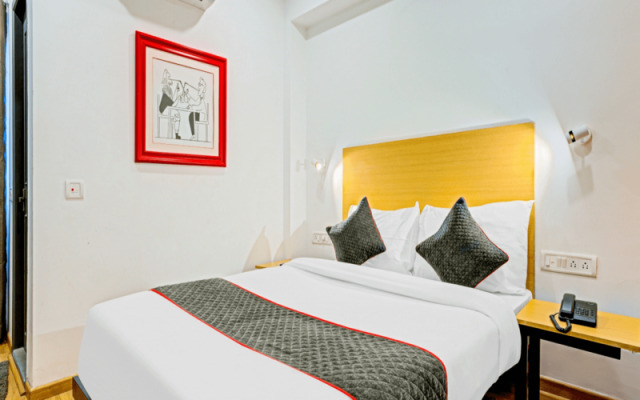 Upar Hotels Thoraipakkam, OMR