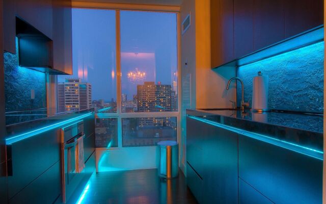 Sky Suites Yorkville