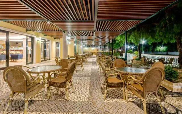 Vau Ms Apartments