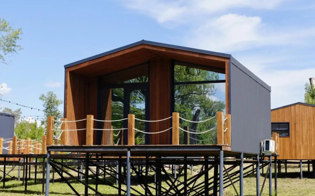 Река и Песок