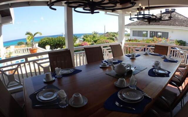 Tumac Villa, 4BR by Jamaican Treasures