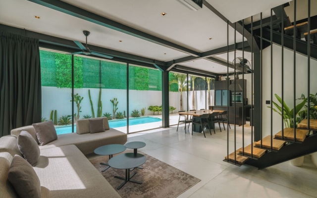 Villa Vantage 2