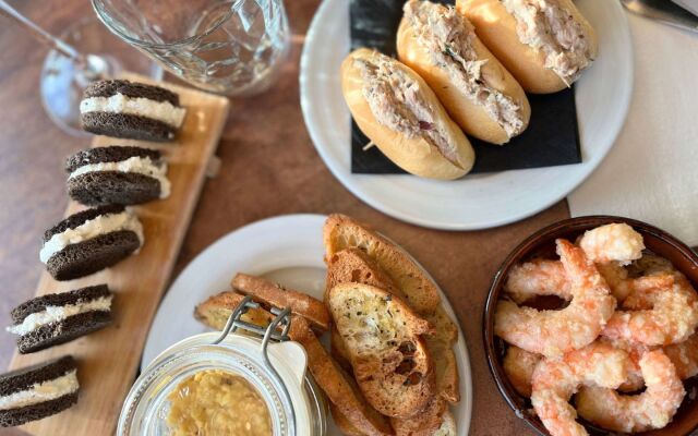 Ibis Lunel Petite Camargue