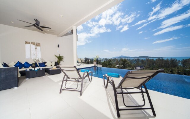 Villa Hin Fa 8 Bed Seaviews in Extensive Modern Grandeur
