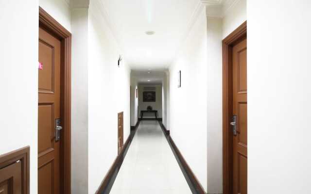 马卡萨艾里帕那库康大道1号酒店(Airy Panakkukang Boulevard 1 Makassar)