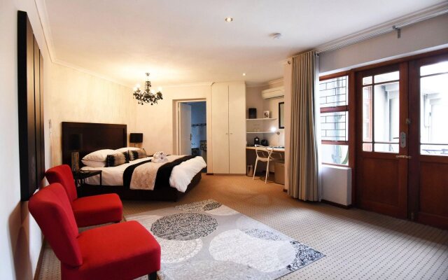 Feathers Boutique Hotel