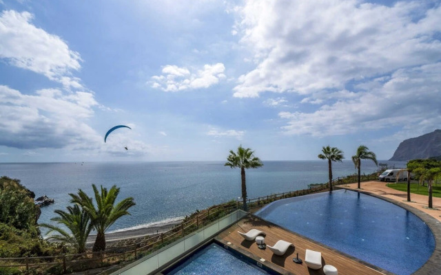 Luxury, Elegance and sea View - Madeira Palace I
