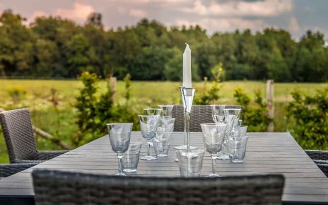 Peaceful Peer Holiday Home