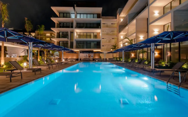 Oceana-415 by Playa District