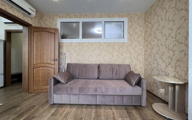 Аврора на улице Войкова