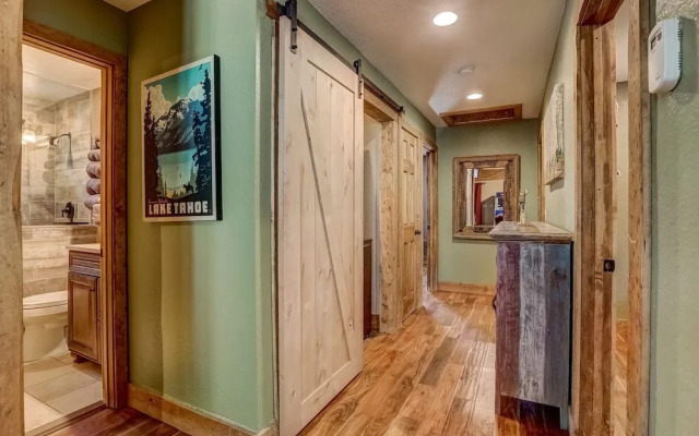 Willow's Hideaway - Pet Friendly Cozy Cabin!