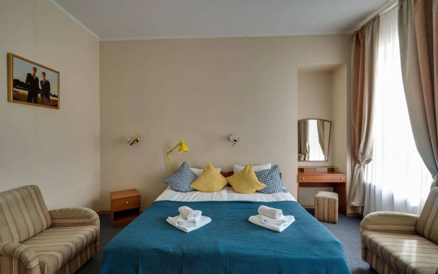 Antares by Center Hotels