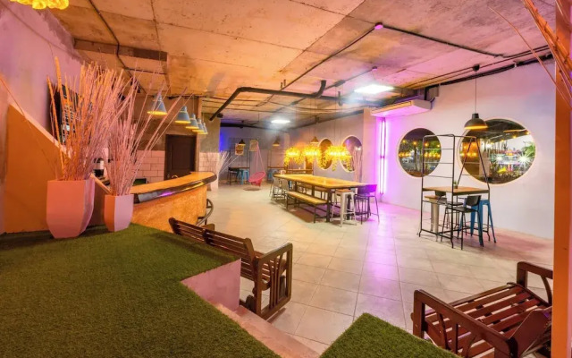 Marinn Tropical Vibes Hotel