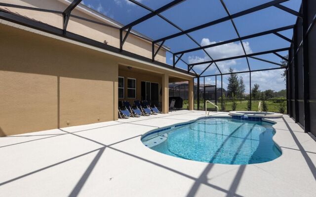 8032osc-solterra Resort