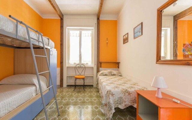 1961 Villa Aurora - Trilo Pier by Barbarhouse