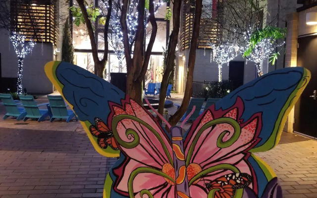 Luxury Living at City Center Houston